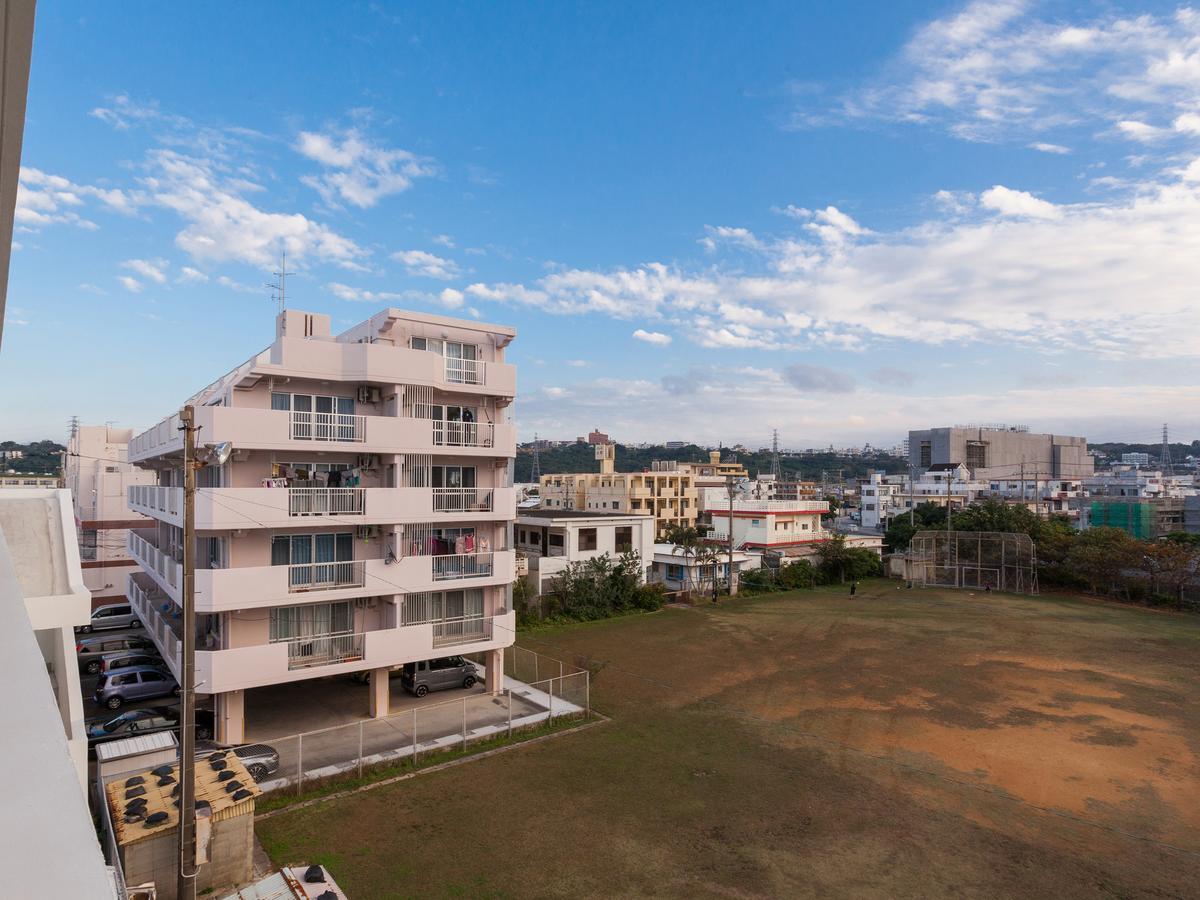 Kariyushi Condominium Resort Chatan Araha Sunset Exterior foto